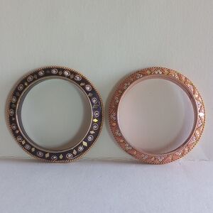 SET OF TWO BANGLE BRACELETS WITH INLAID GLASS METAL BEADS FROM INDIA